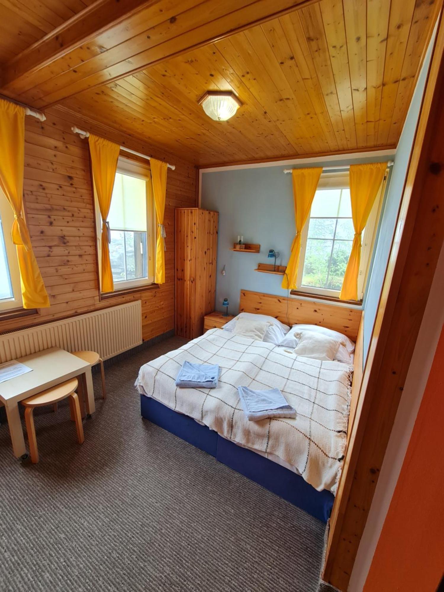 Hotel Sneznik Zewnętrze zdjęcie
